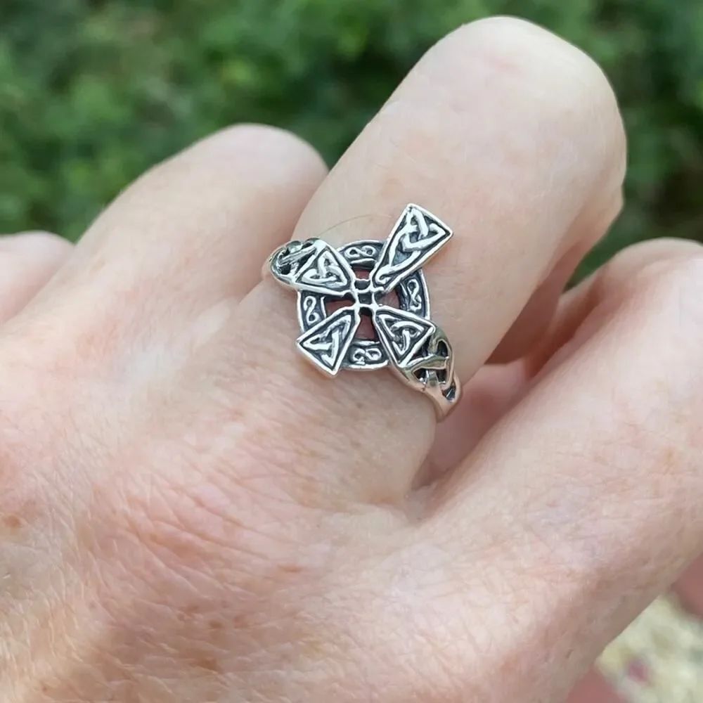Sterling Silver Celtic Cross Ring Size 9